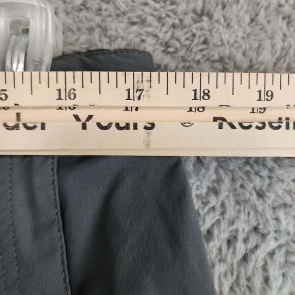 L.L. Bean Womens Skort Size 12 Gray Nylon Pockets Athletic 17" Length Adjustable - Picture 8 of 9